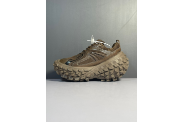 Balenciaga Men's Brown 'bouncer' Sneakers