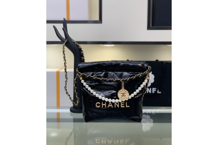 Chanel 22 Mini Handbag Shiny Crumpled Calfskin Gold-Tone Metal Black