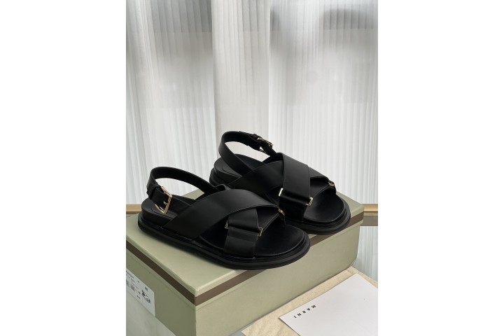 Marni Fussbett Sandals Black