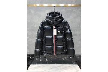 Moncler Montbeliard Short Down Jacket Black