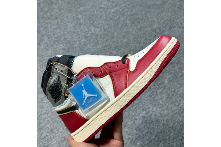 Jordan 1 Retro High OG SP Union LA Chicago Shadow