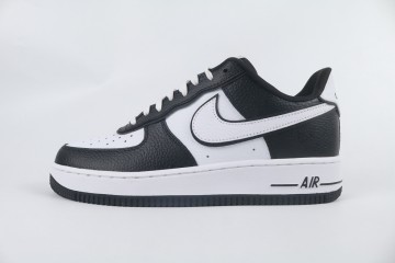 Nike Air Force 1 Low '07 LV8 Panda