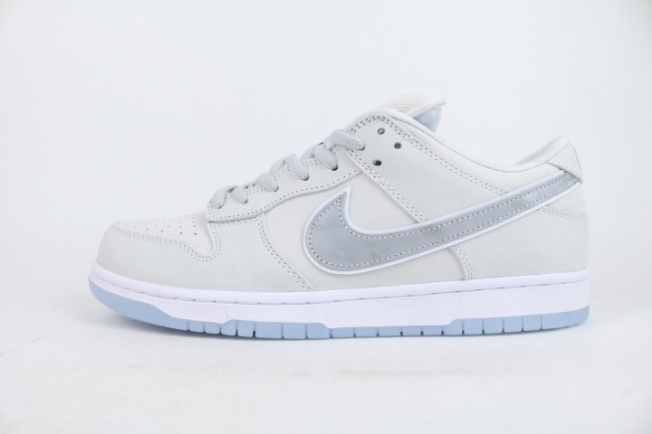 OG Nike SB Dunk Low White Lobster (Friends and Family)
