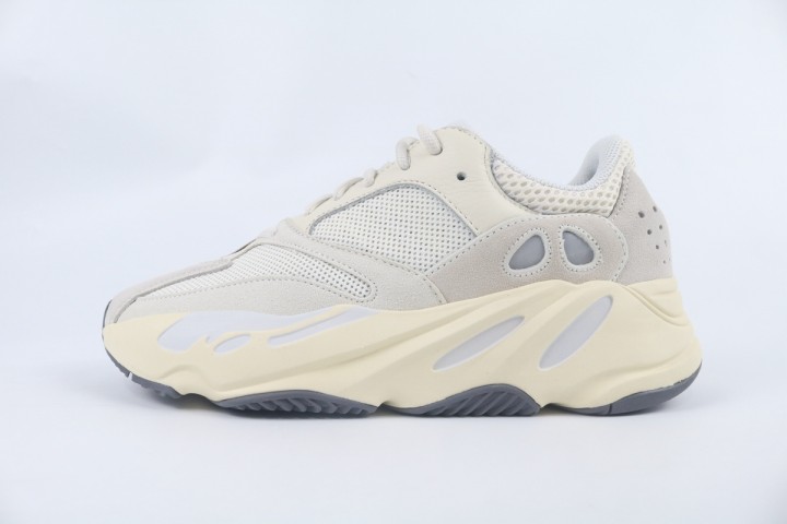 Offer adidas Yeezy Boost 700 Analog 7596