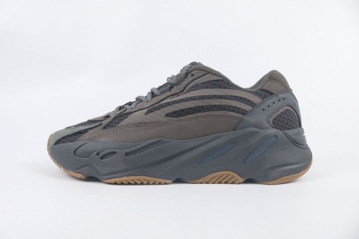 Offer adidas Yeezy Boost 700 V2 Geode 6860